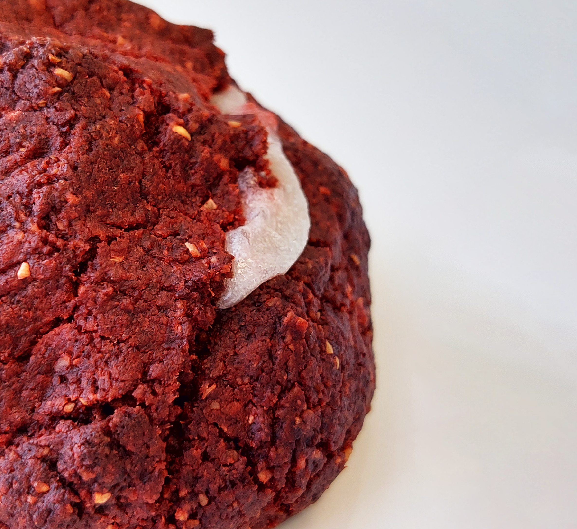 Cookie NY red velvet vegana, sin gluten, sin azúcar y artesanal